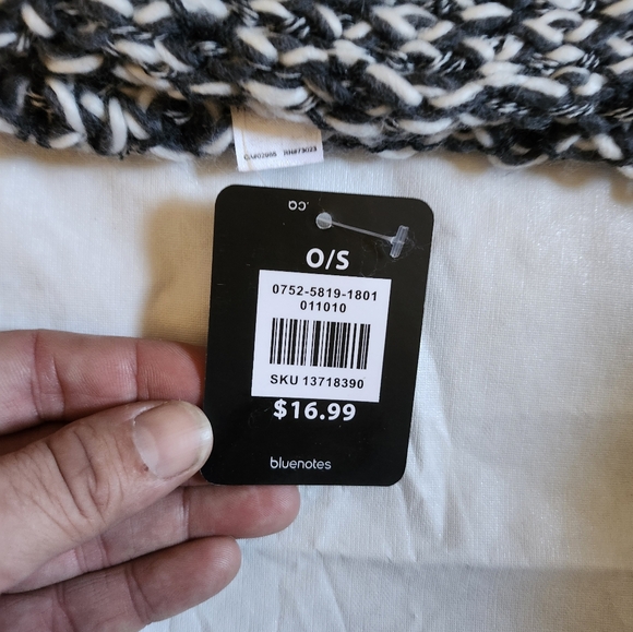 NWT Bluenotes Neck Scarf - Picture 2 of 6